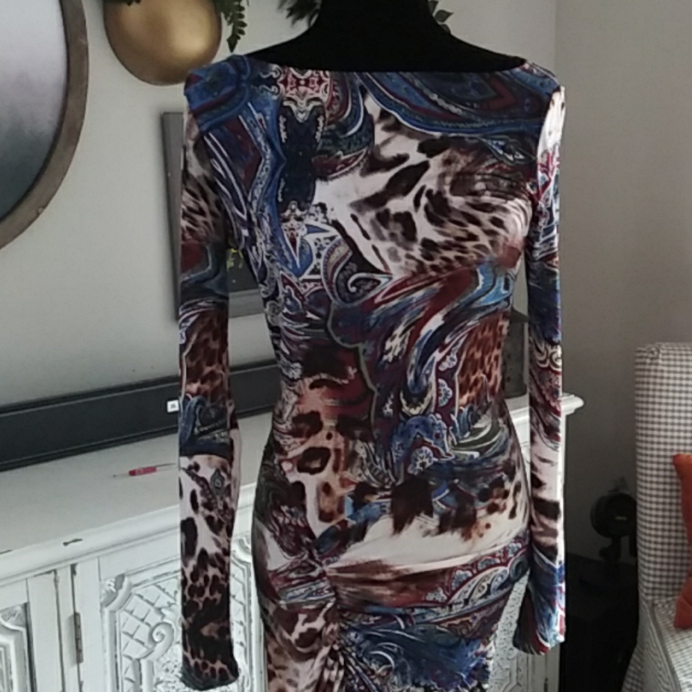 Dress - Picture 2 of 4